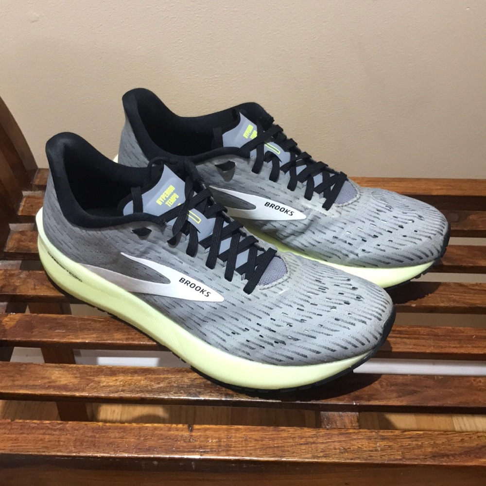 Brooks Hyperion Tempo, Men’s Size 9.5